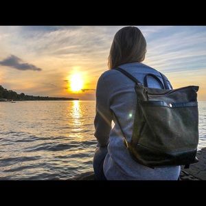 Meet your Posher, Tiffany